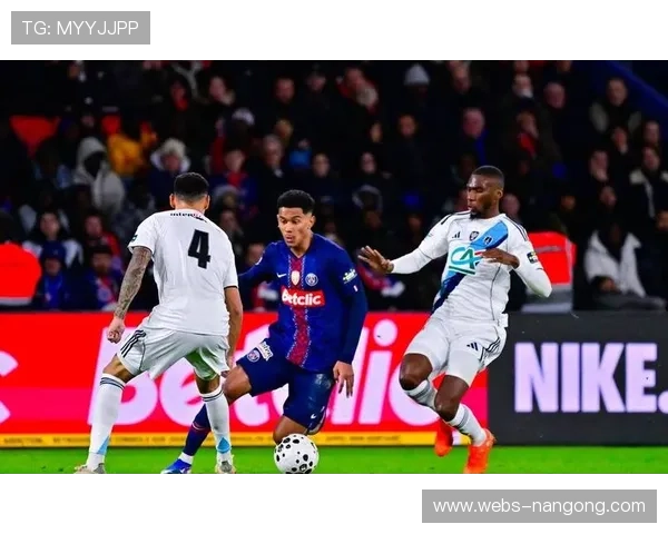 巴黎圣日耳曼客场失利暴露问题：中场控制力不足