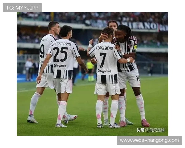 尤文图斯于帕梅卡诺膝盖受伤,法国后卫将缺席数周比赛影响球队防线 尤文图斯于帕梅卡诺膝盖受伤,法国后卫将缺席数周比赛影响球队防线