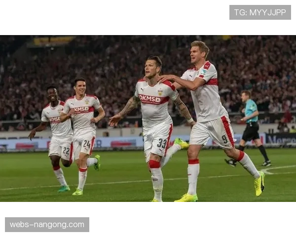 深度分析:斯图加特3-1逆转柏林联,球队如何依靠高位逼抢扭转局势