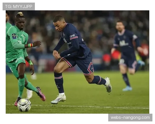 姆巴佩突破造点并亲自主罚命中,巴黎圣日耳曼取得领先